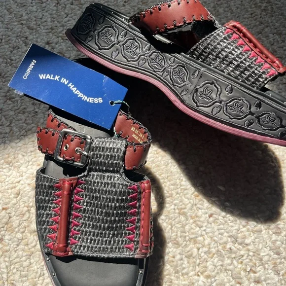 NWT Farm Rio Black Platform Mules - Picture 2 of 7